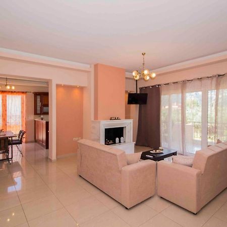 Camares Home Sparta Exterior foto