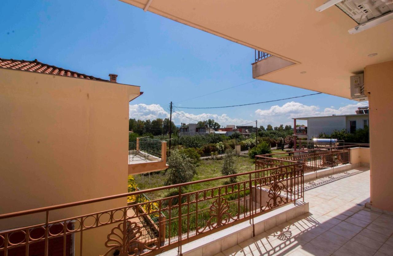 Camares Home Sparta Exterior foto
